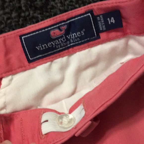 NWT Boys Vineyard Vines shorts - Picture 2 of 3